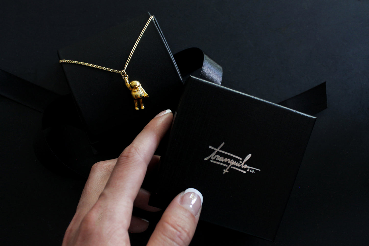 
                  
                    TRANQUILO 14kGold Pendant
                  
                